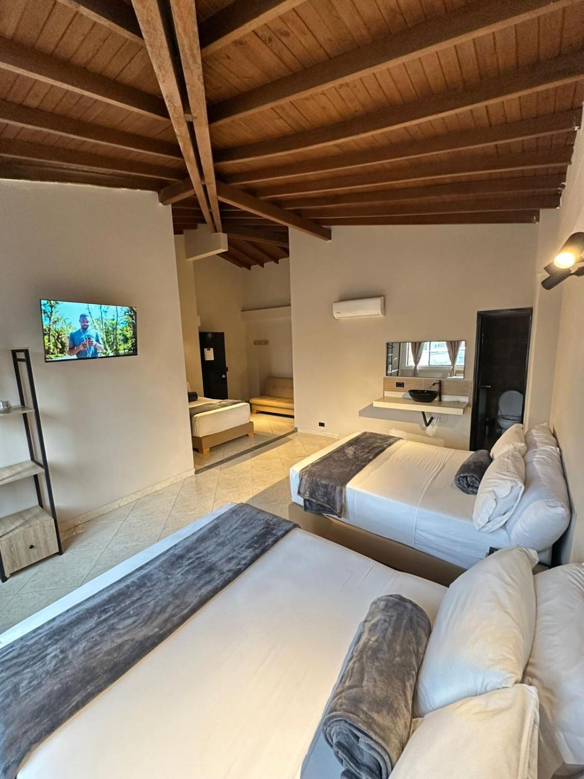 Hotel Coral Boutique Медельин Экстерьер фото