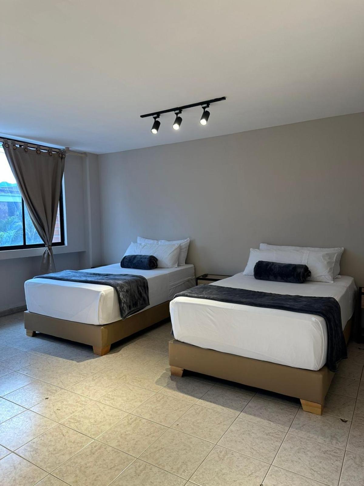 Hotel Coral Boutique Медельин Экстерьер фото